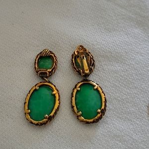 Vintage Rare Trifari Renaissance Earrings Green 1 needs work clip missing